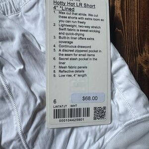 lululemon athletica Hotty Hot size 6 White Performance Athletic Shorts